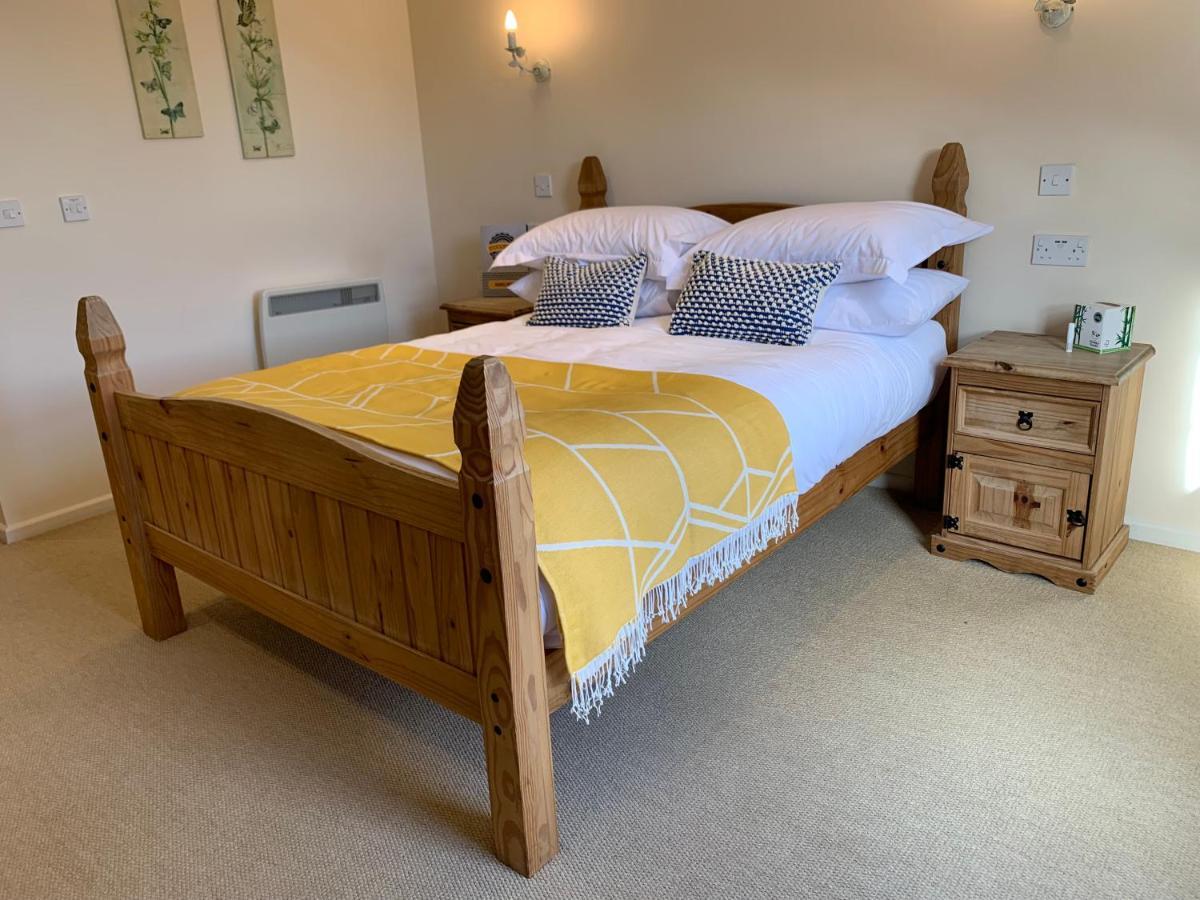 Zucchini Italian Kitchen & Rooms Truro Esterno foto