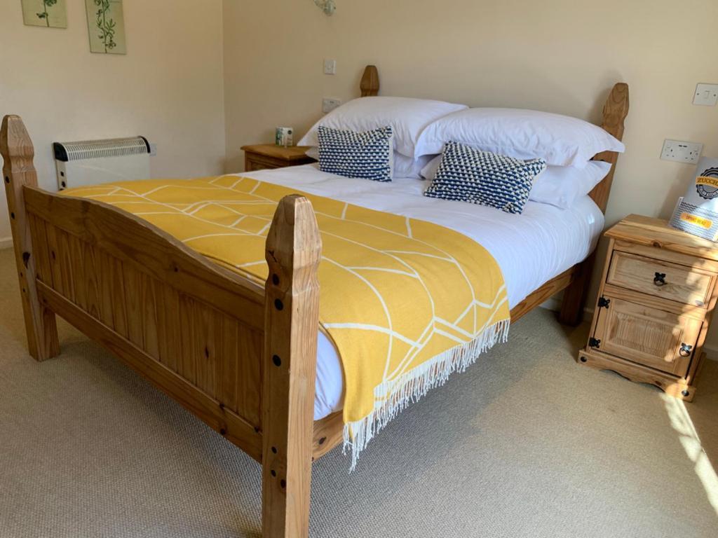 Zucchini Italian Kitchen & Rooms Truro Esterno foto