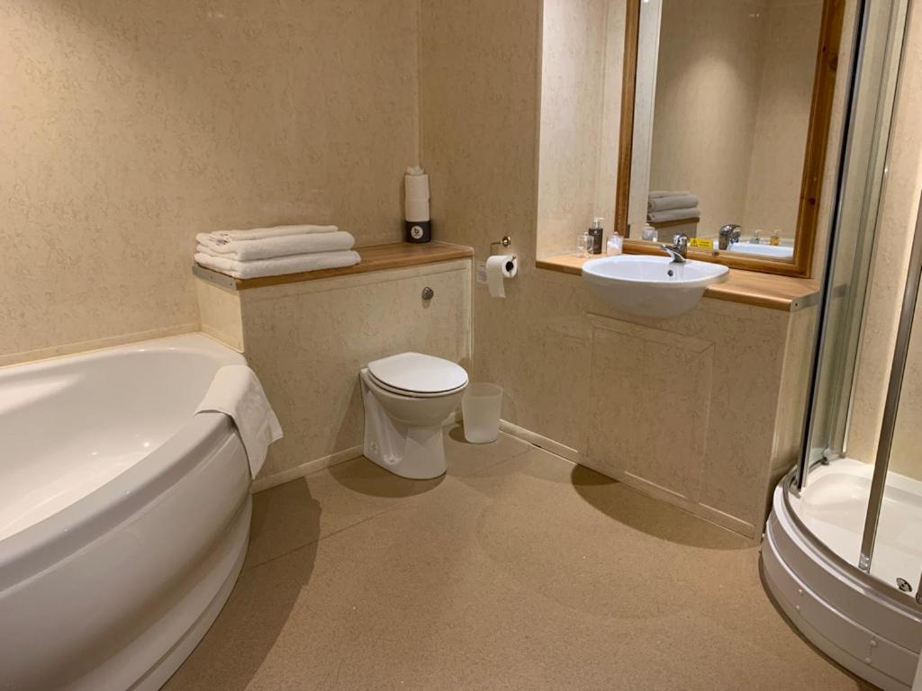 Zucchini Italian Kitchen & Rooms Truro Esterno foto